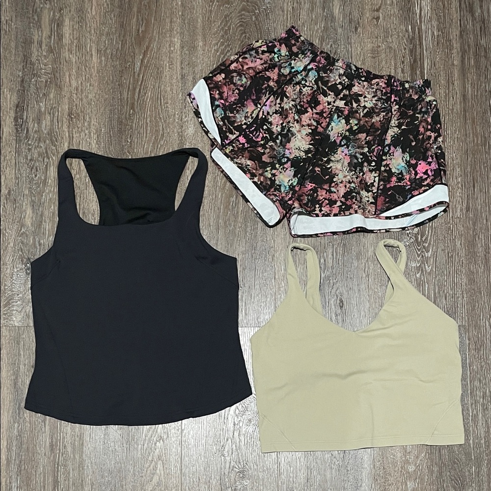 Like New Lululemon Workout Bundle. Size 10